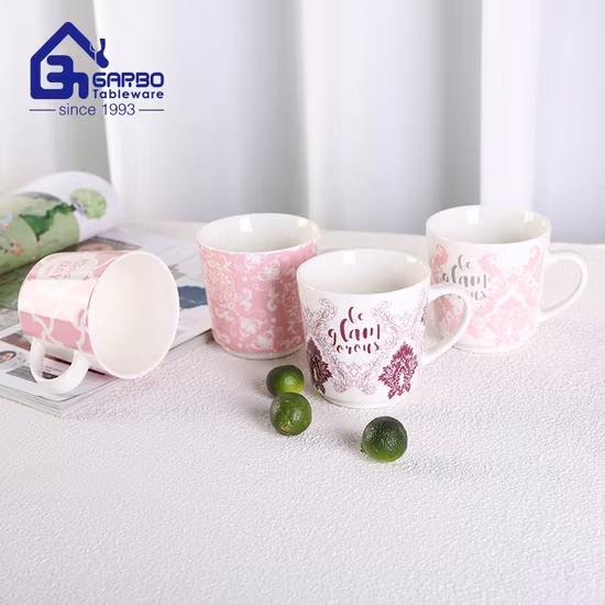 カスタマイズされた別のハンドルのエナメル製品コーヒー マグ カラフルなエナメル マグ